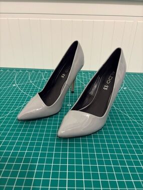 ALDO Gray Patent Pointed Toe Stiletto Heels